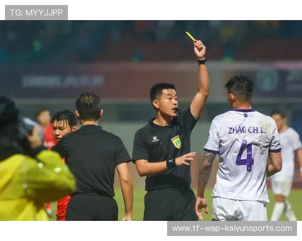 职业俱乐部是否设立内部球员风采展示平台，职业足球俱乐部有参赛权利